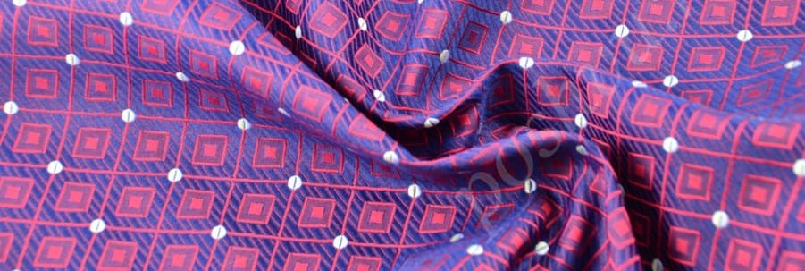 Сине-фиолетовая жаккардовая ткань в клетку Ткань жаккард фото