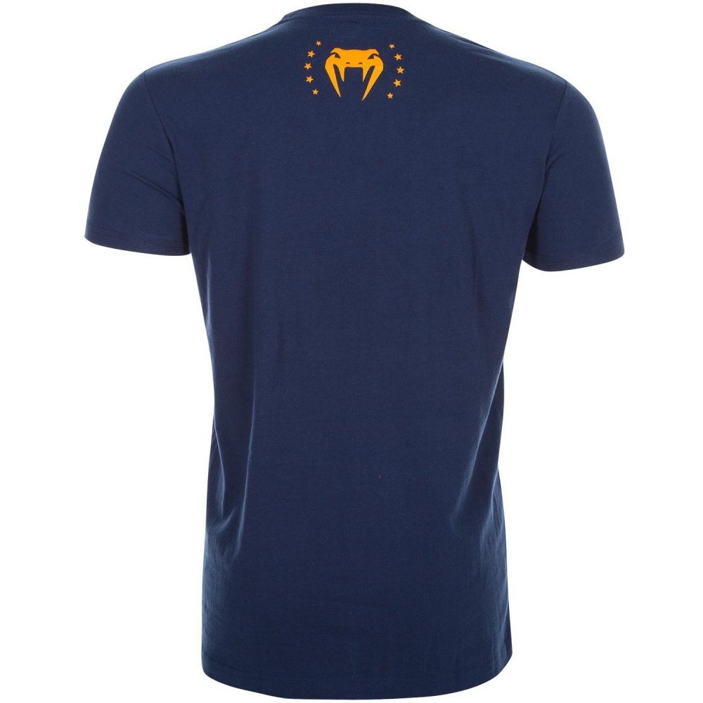 Футболка в стиле casual