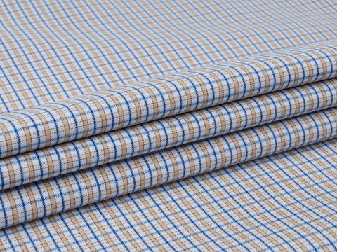 Белая ткань KOOLTEX в мелкую бежевую и голубую клетку из полиэстера и хлопка
