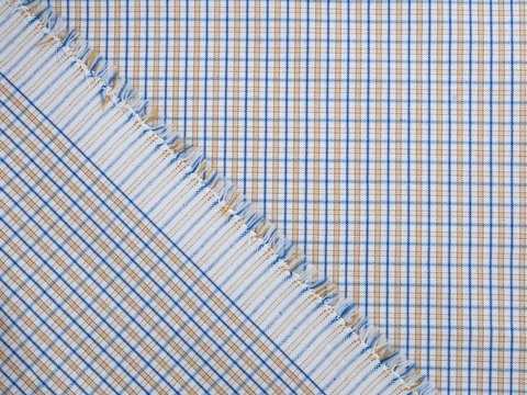 Белая ткань KOOLTEX в мелкую бежевую и голубую клетку из полиэстера и хлопка