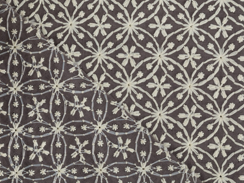 Хлопковая ткань кофейного цвета с вышитым узором