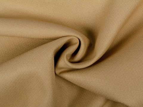 Ткань добби песочного цвета из полиэстера и вискозы