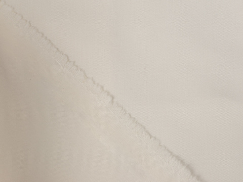 Однотонный поплин цвета слоновой кости из полиэстера и хлопка