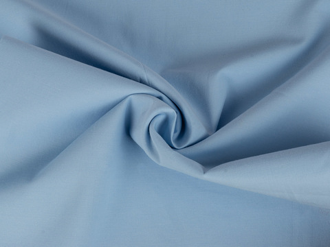 Однотонная светло-синяя ткань из хлопка полиэстера и лайкры
