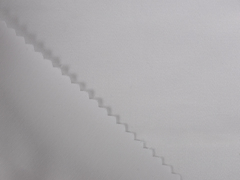 Однотонная белая ткань из хлопка и лайкры