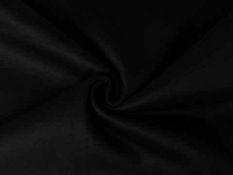 Однотонная ткань глубокого чёрного цвета из хлопка и лайкры