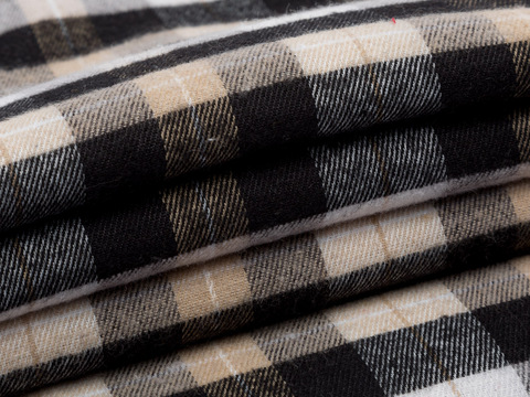 Ткань в крупную чёрно-бежевую клетку буффало из полиэстера и хлопка