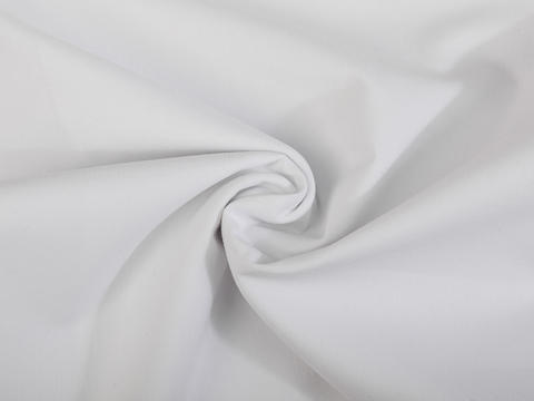 Однотонная белая ткань из полиэстера и хлопка
