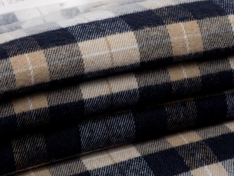 Фланель ХУНГАМА из поликоттона - темно синий-бежевый