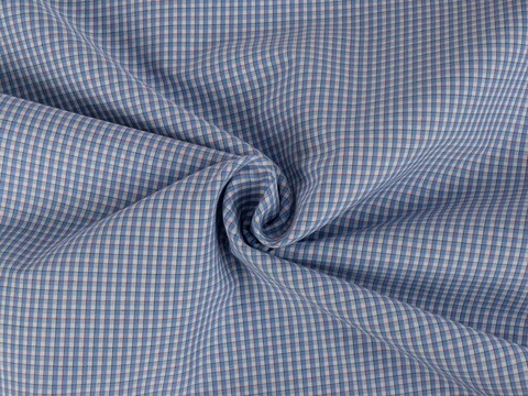 Ткань KOOLTEX в голубую клетку с красно-чёрными нитями из полиэстера и хлопка