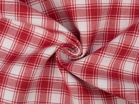 Ткань в красно-белую клетку из полиэстера и хлопка