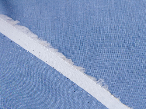 Джинсовая ткань голубого цвета из хлопка