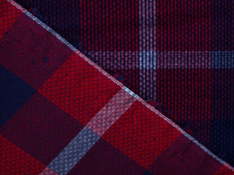 Вельвет красного цвета в сине-белую клетку из хлопка