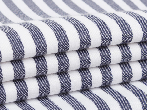 Двусторонняя ткань с черной и синей сторонами в белую полоску из полиэстера и хлопка
