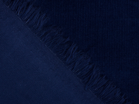 Однотонный вельвет насыщенного синего цвета из хлопка и лайкры