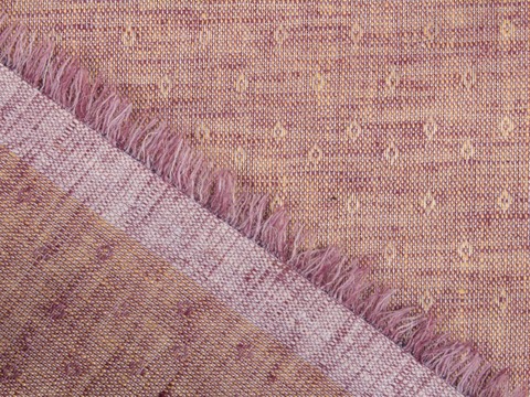 Ткань добби мягкого бордового цвета из полиэстера и хлопка