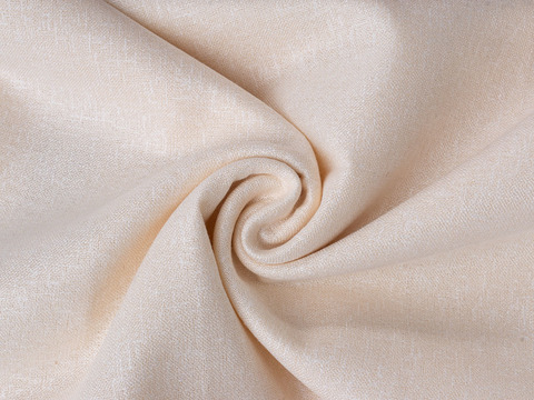 Ткань нежного ванильного оттенка из полиэстера и вискозы