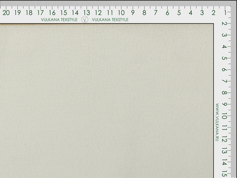 Флис сливочно-молочного цвета из полиэстера