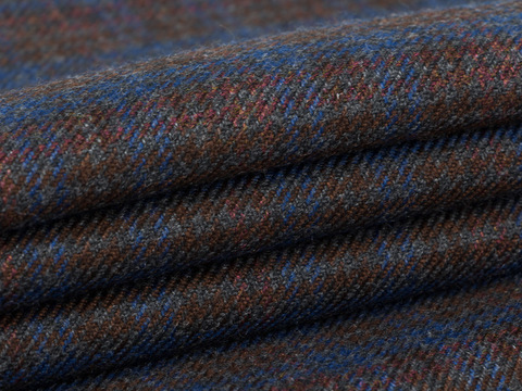 Серый твид в коричнево-сине-красную клетку из полиэстера и вискозы