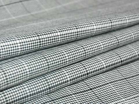 Ткань в бело-чёрную клетку из полиэстера вискозы и лайкры