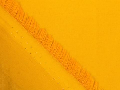 Поплин горчичного цвета из хлопка и полиэстера