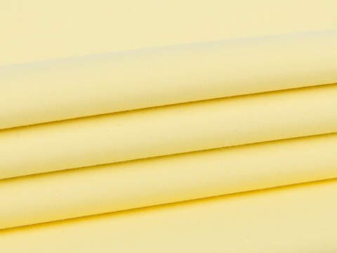 Поплин лимонного цвета из хлопка и полиэстера