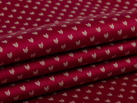 Красная ткань с цветочным принтом хлопок