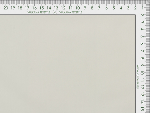 Однотонный поплин молочного цвета из полиэстера и вискозы