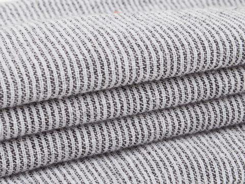 Жатка в узкую чёрно-белую полоску из хлопка