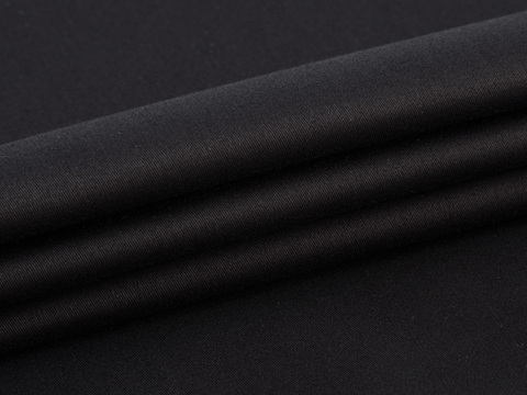 Однотонная чёрная ткань из полиэстера и вискозы