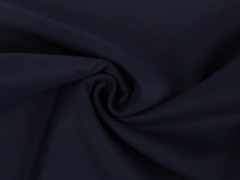Однотонная ткань тёмно-синего цвета из полиэстера и вискозы