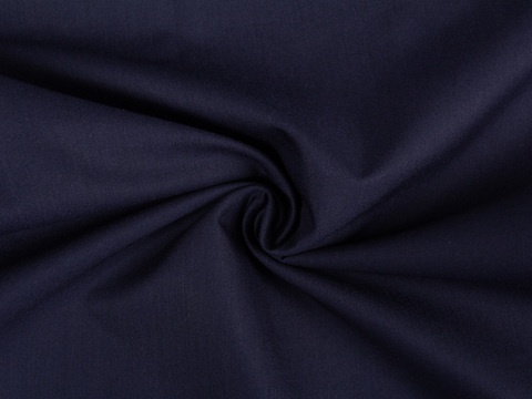 Однотонный поплин тёмно-синего цвета из полиэстера и хлопка