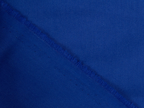 Однотонный поплин цвета электрик из полиэстера и хлопка