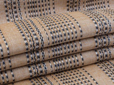 Бежевая ткань добби в бело-синюю полоску из вискозы и хлопка