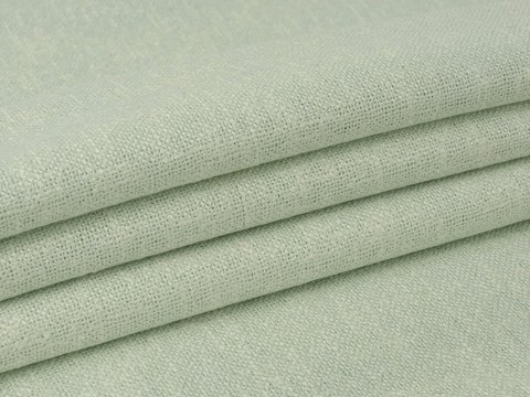 Ткань ментолового цвета из полиэстера и вискозы