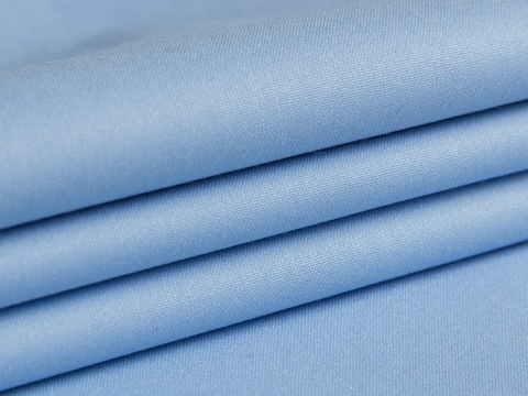 Поплин голубого цвета из хлопка и полиэстера