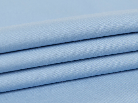 Однотонный небесно-голубой поплин из хлопка и полиэстера