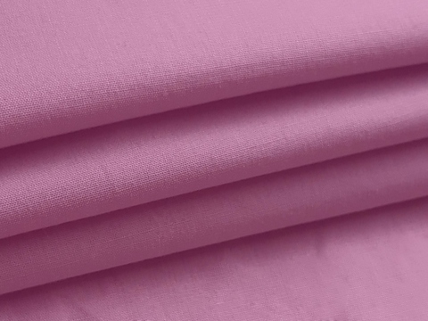 Сиреневая ткань из хлопка и лайкры