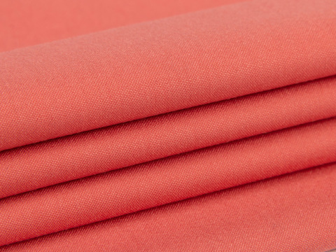 Однотонный персиковый поплин из полиэстера и вискозы