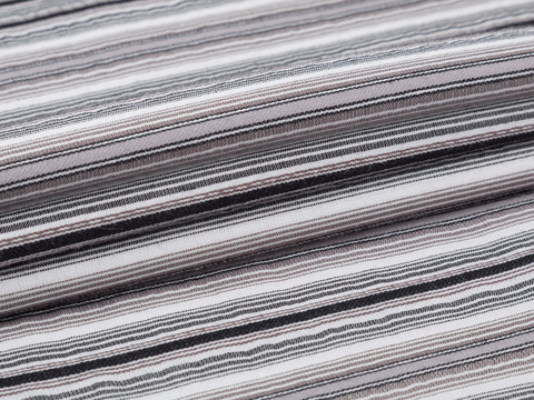 Ткань в горизонтальную бело-чёрно-серую полоску из хлопка и полиэстера