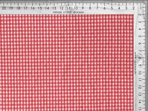 Ткань в мелкую красно-белую клетку из полиэстера и вискозы