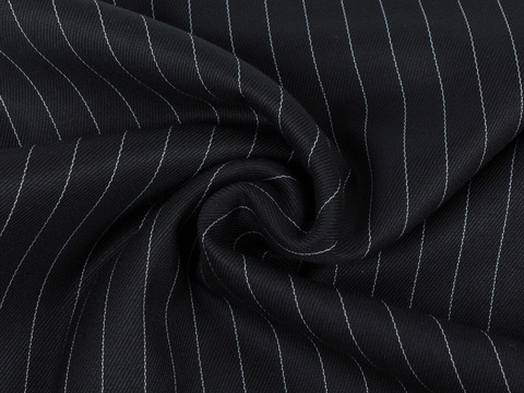 Чёрная ткань в тонкую белую полоску из полиэстера вискозы и лайкры