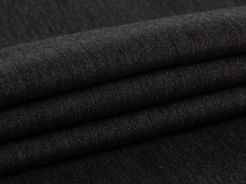 Чёрный поплин из хлопка и полиэстера