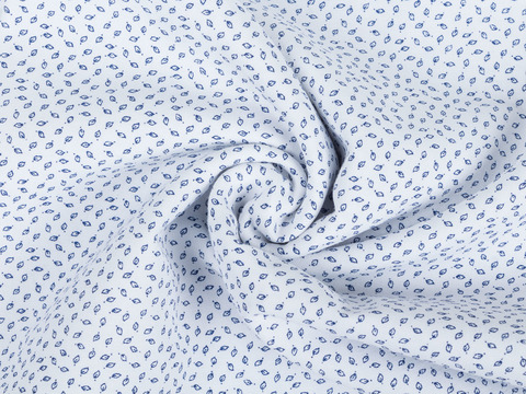 Белая ткань с мелкими синими листьями хлопок с полиэстером