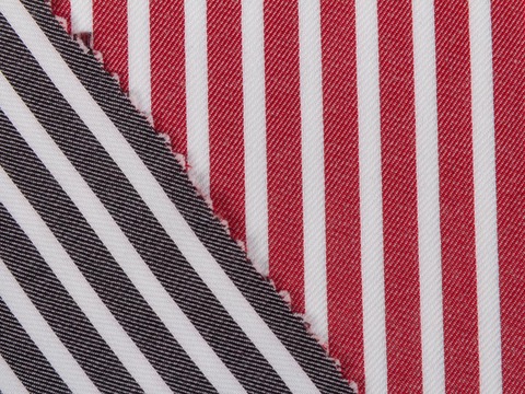 Двусторонняя ткань с красной и чёрной сторонами в белую полоску из полиэстера и хлопка