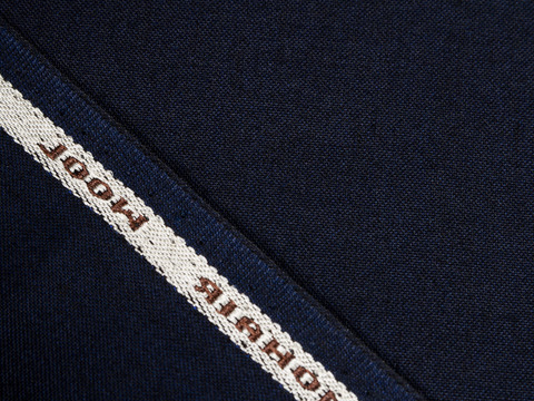 Синяя однотонная костюмная ткань из полиэстера и вискозы