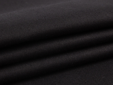 Однотонный чёрный поплин из хлопка и полиэстера