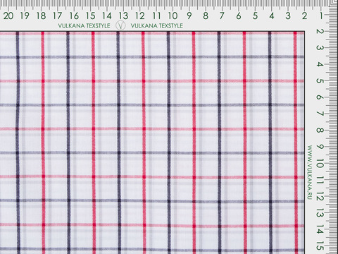 Белая ткань в красно-синюю клетку из хлопка