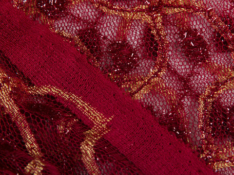 Кружевной гипюр ГОЛД из полиэстера - красный