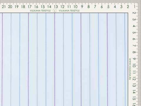 Голубая ткань в серо-сине-фиолетовую тонкую полоску из полиэстера и хлопка